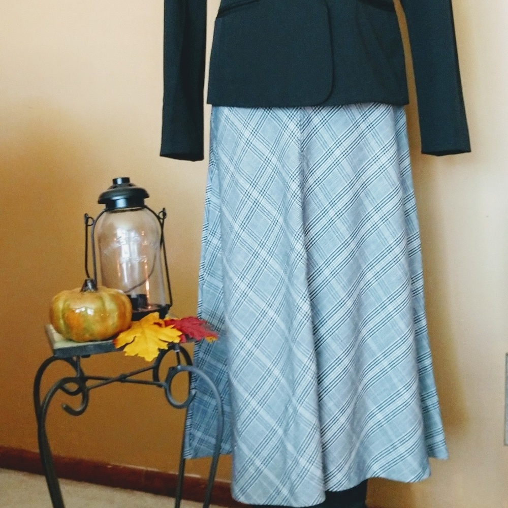 Long skirt